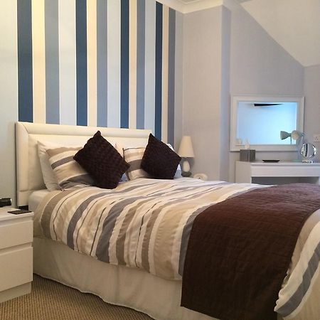 The Waterford Hotel Blackpool Bagian luar foto