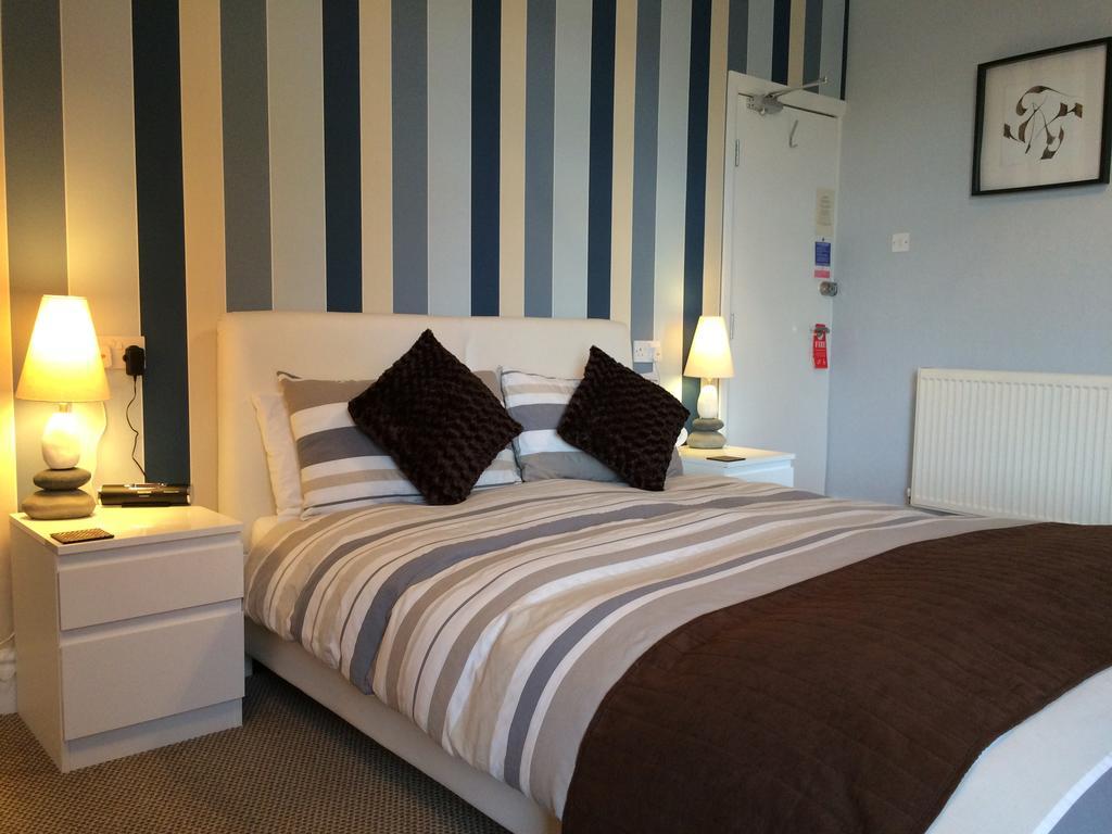 The Waterford Hotel Blackpool Bagian luar foto
