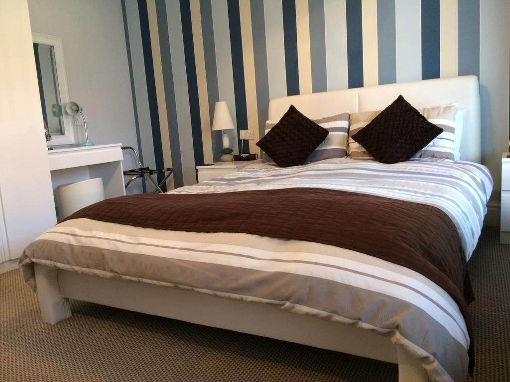 The Waterford Hotel Blackpool Bagian luar foto