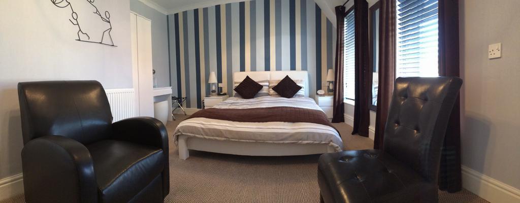 The Waterford Hotel Blackpool Bagian luar foto